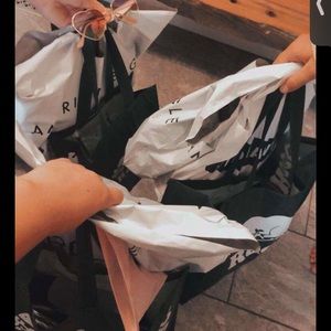 Meet your Posher, Morgan